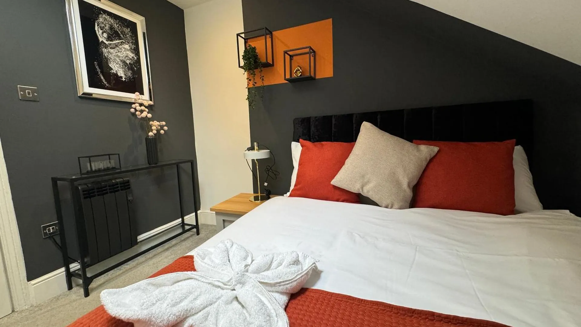 Free Parking I Amazing 2 Bedroom Flat Next To Brighton Beach I Sleep 8 Guests 英国