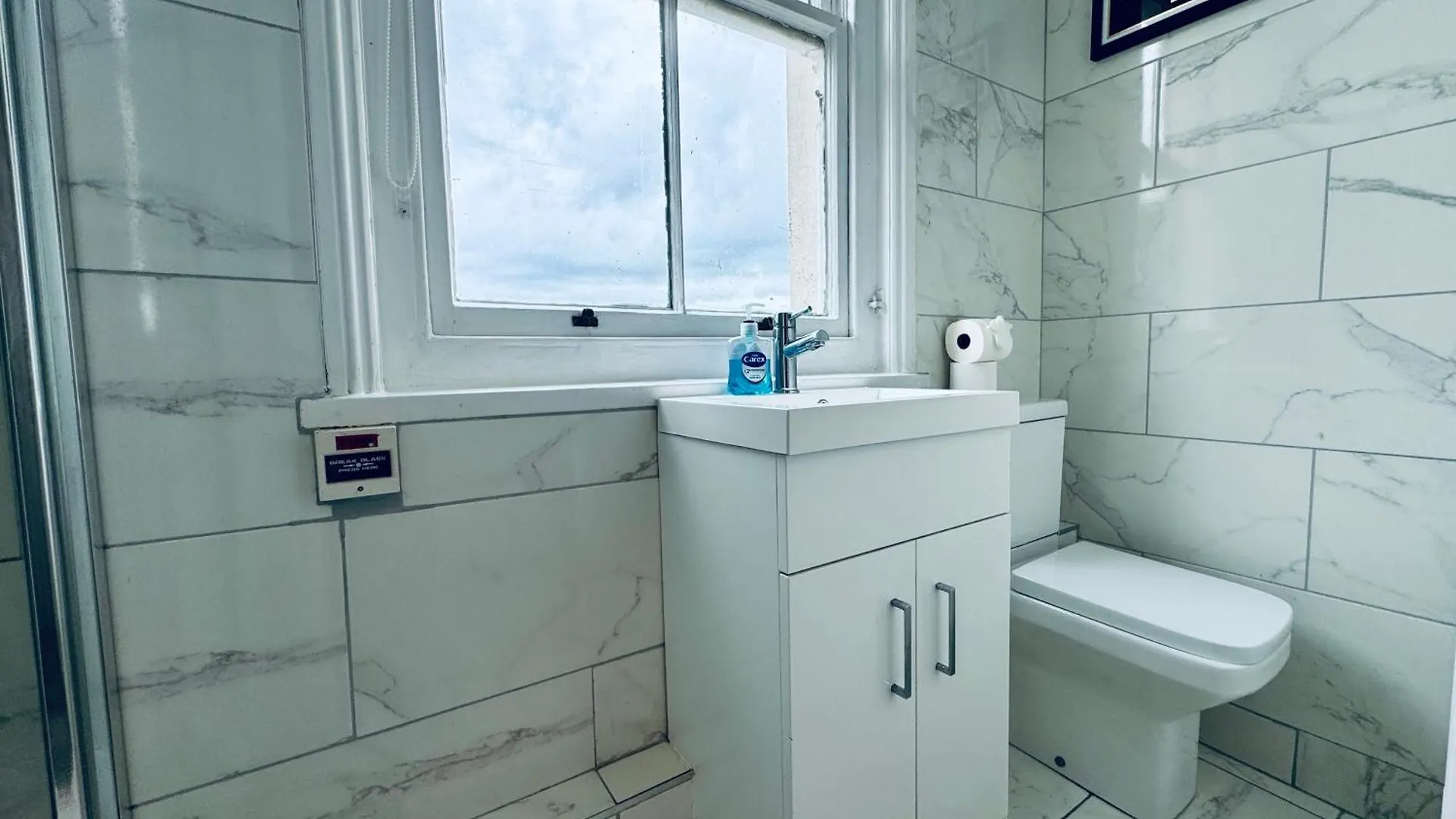 Free Parking I Amazing 2 Bedroom Flat Next To Brighton Beach I Sleep 8 Guests United Kingdom